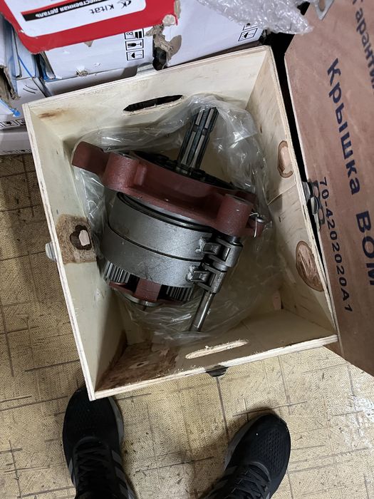 Продам редуктор привода насоса к700