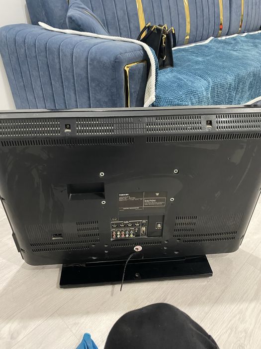 Продаю телевизор рабочий