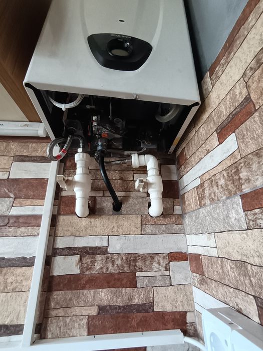 Instant apa calda, gpl, Ariston Fast Evo X Display 11L