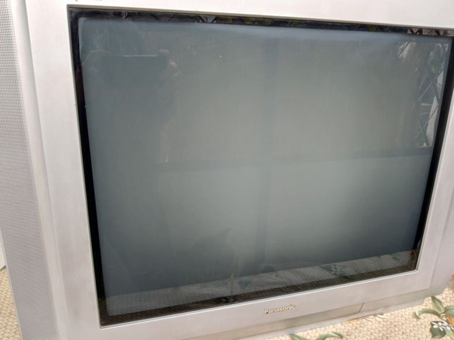 Телевизор Панасоник