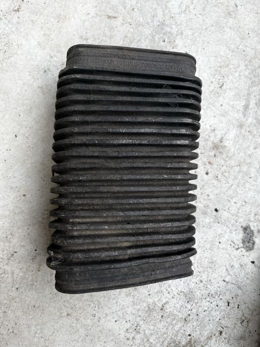 Въздуховод бмв е90 е91 м47д20 bmw 120d e87 320d 163кс