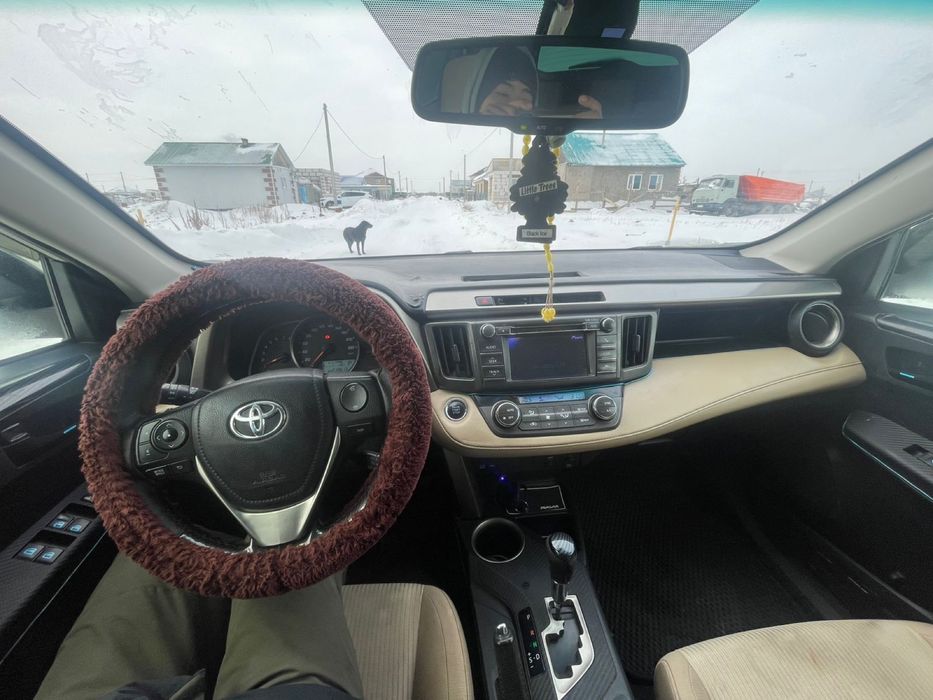 Продаетса машына срочно!! В кредите