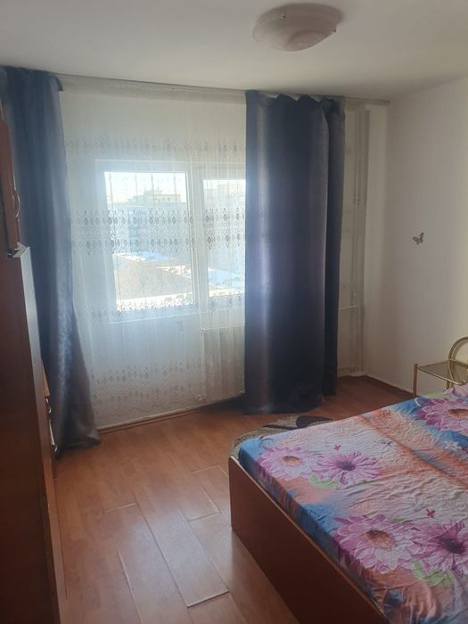Apartament 3 camere de inchiriat
