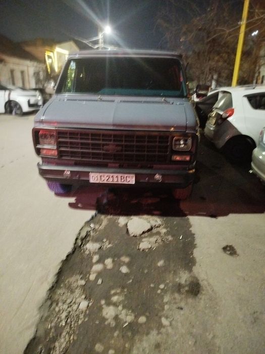 Продам Chevrolet van