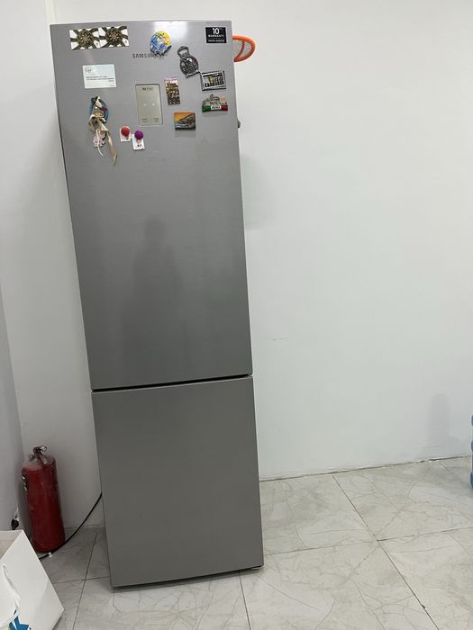 Продам холодильник