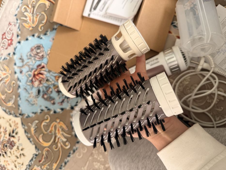 Продаю фен расческу (брашинг)