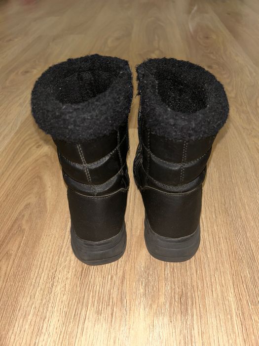 Детски черни ботушки - апрески
