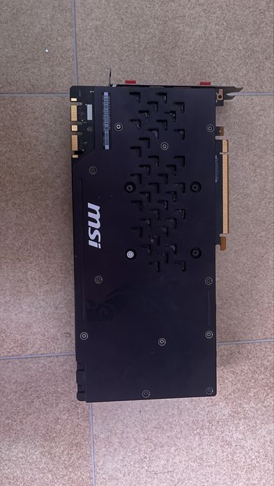 Продам видеокарту MSI 1070 8gb