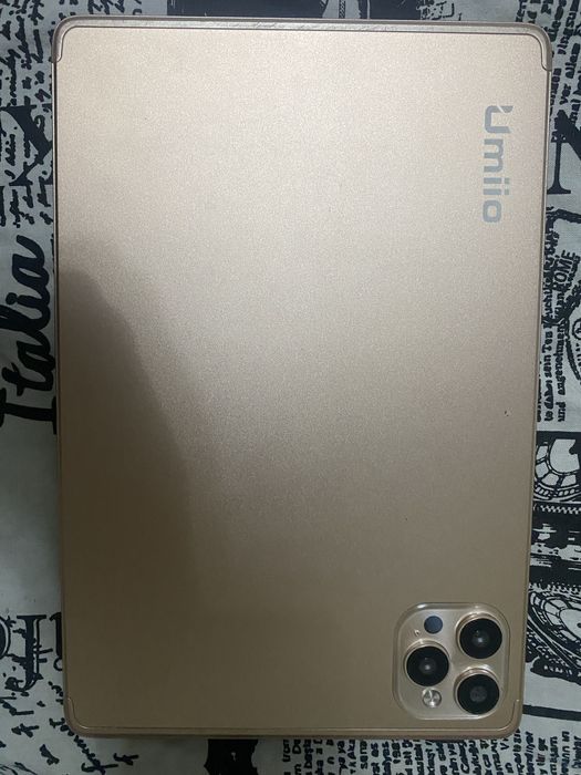 Срочно Продам Планшет UMIIO