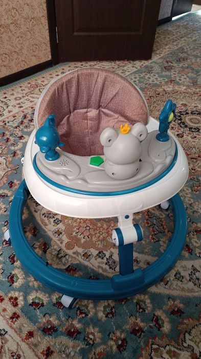 Ходунок детский.