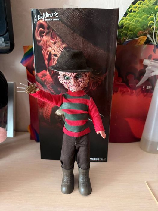 Срочная продажа Фредди Крюгер LIVING DEAD DOLLS Говорящий