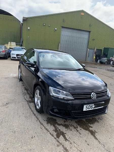 Dezmembrari piese VW Jetta 1.6 TDI CAYC