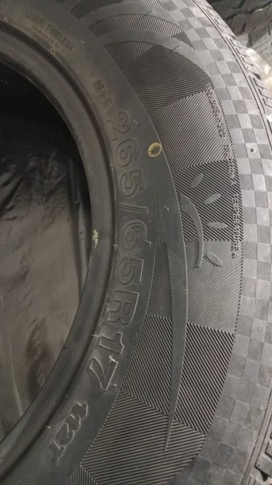 Продам покрышки R17
