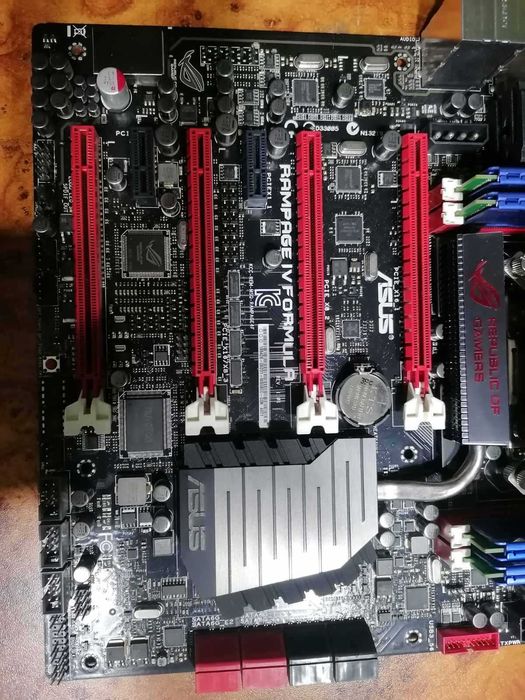 ASUS Rampage IV Formula + 32GBRam + i7 4820k