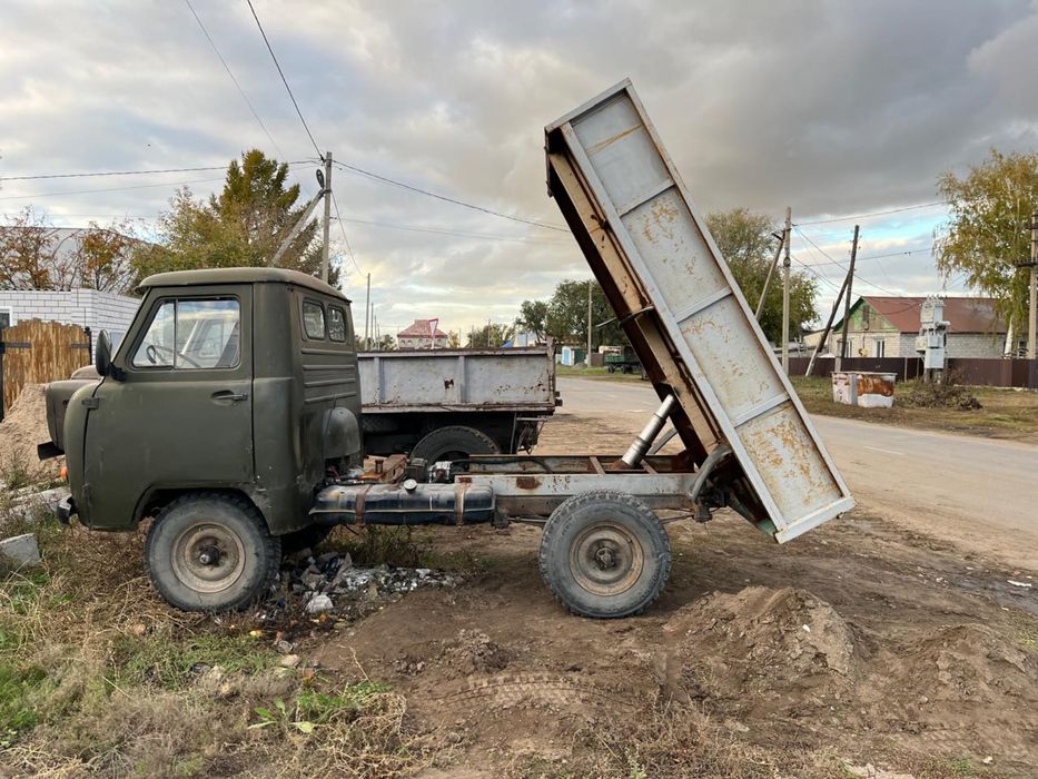 Продам УАЗ 3303 бортовой