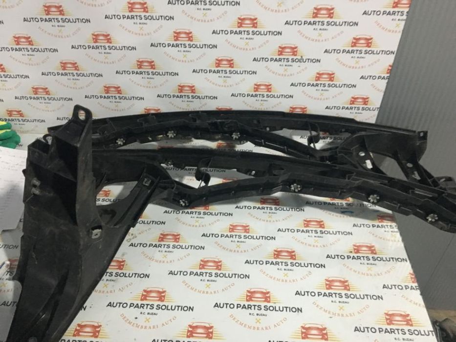 suport aripa stanga BMW X5,E 70 ,an fabr 2012