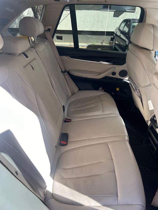 BMW X5 F15 40D 313 cai putere