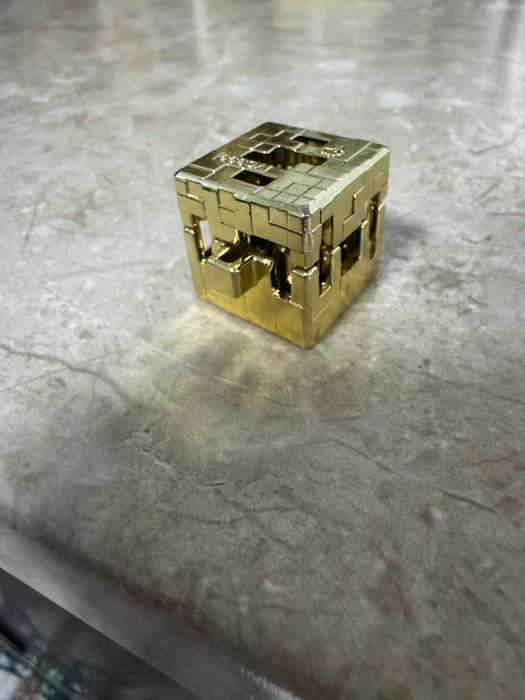 Kinder JOY Minecraft фигурка золотого блока