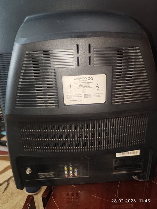 Телевизор Daewoo, 70 диагональ