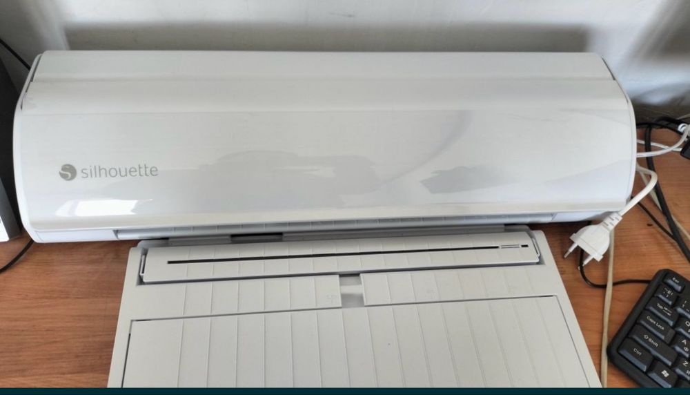 Срочно продам плотор отличного качества в идеальном состоянии……….