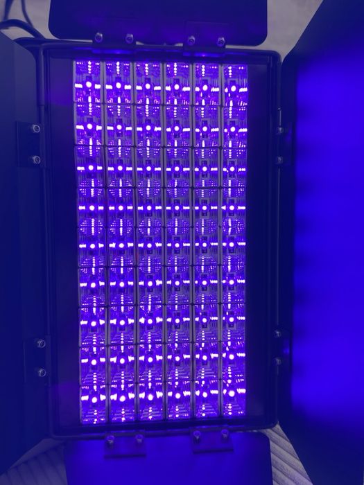 Proiector led monocrom violet/UV