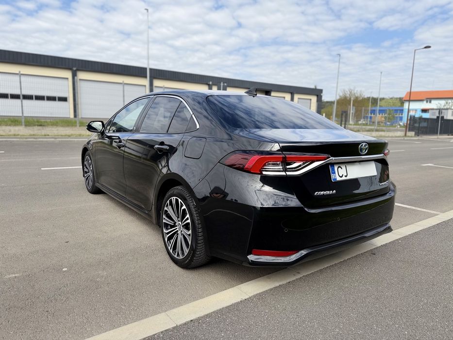 Toyota Corolla 1.8 hybrid 122cp DYNAMIC