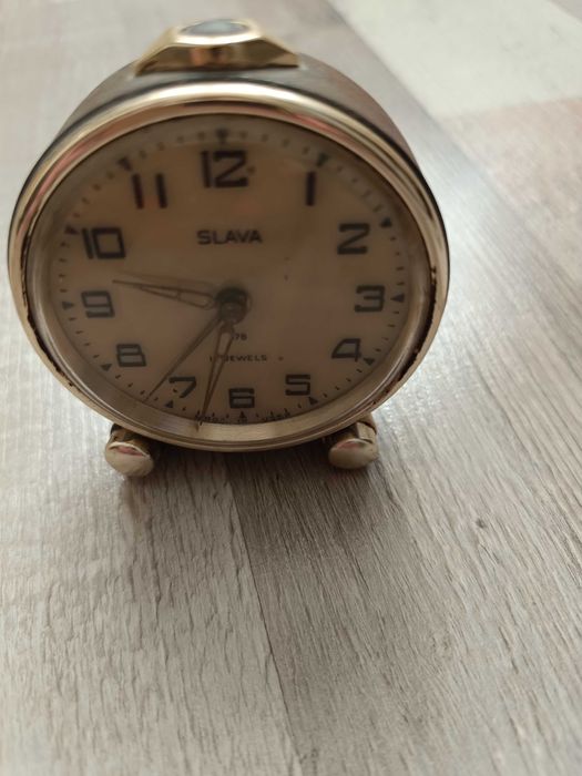 Часовник  " SLAVA "