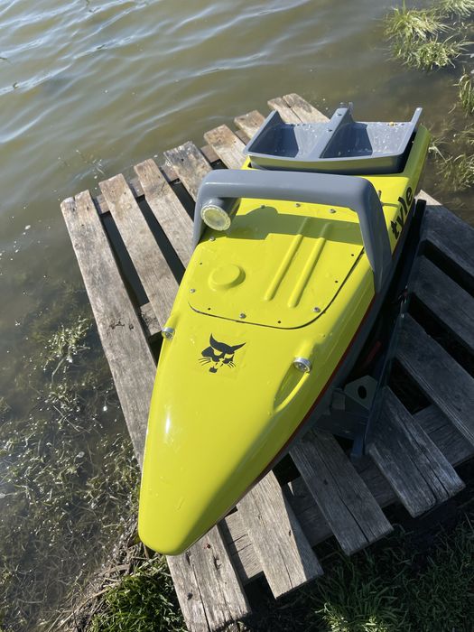 Лодка за захранка