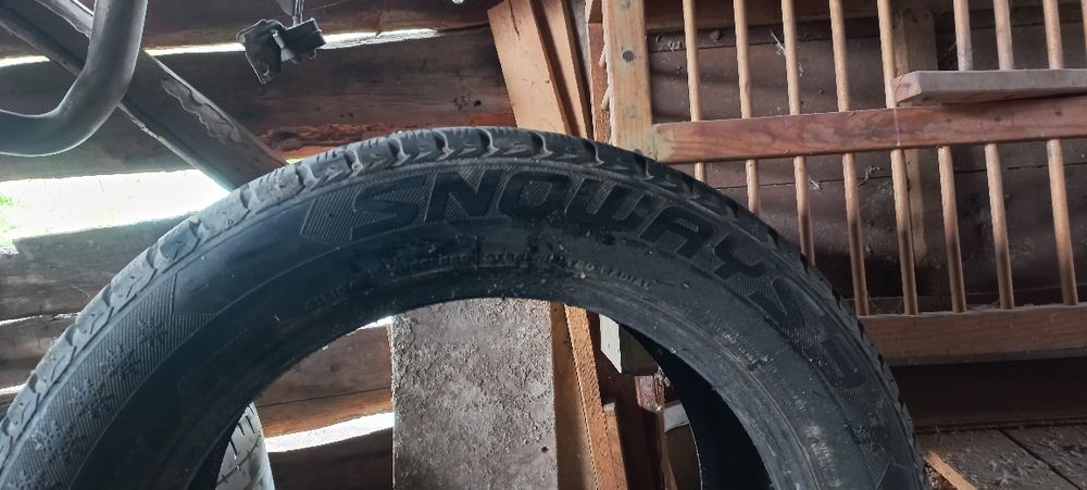 Гуми 225 55 17 4бр.