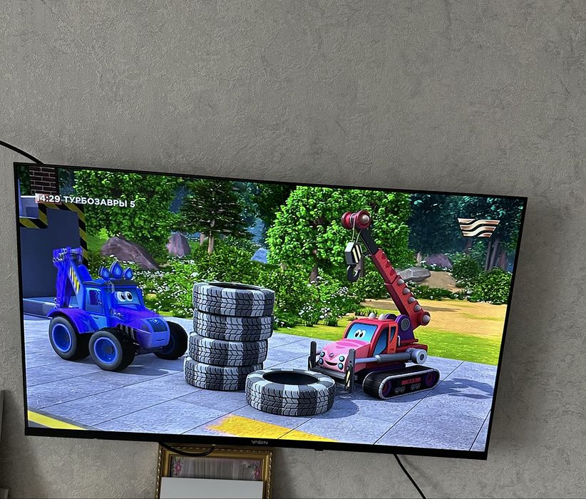 Смарт Телевизор Yasin