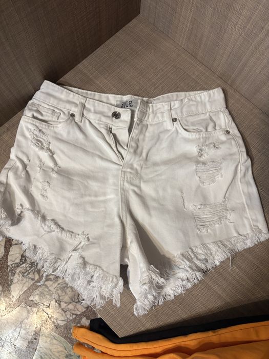 Дънки, клинове и къси панталонки