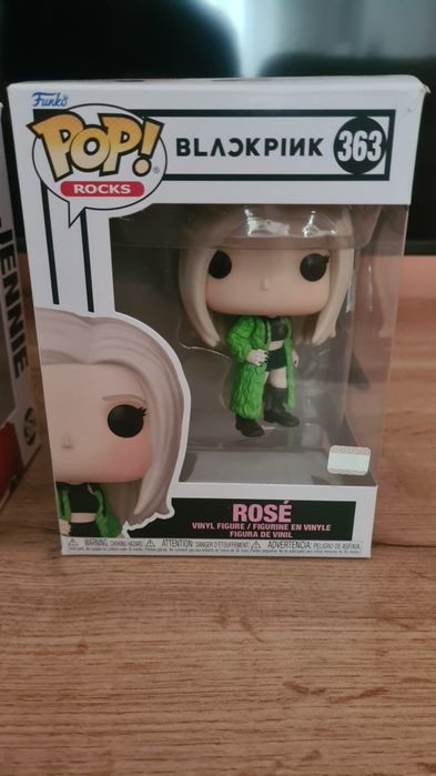 Figurina BLACKPINK Rose