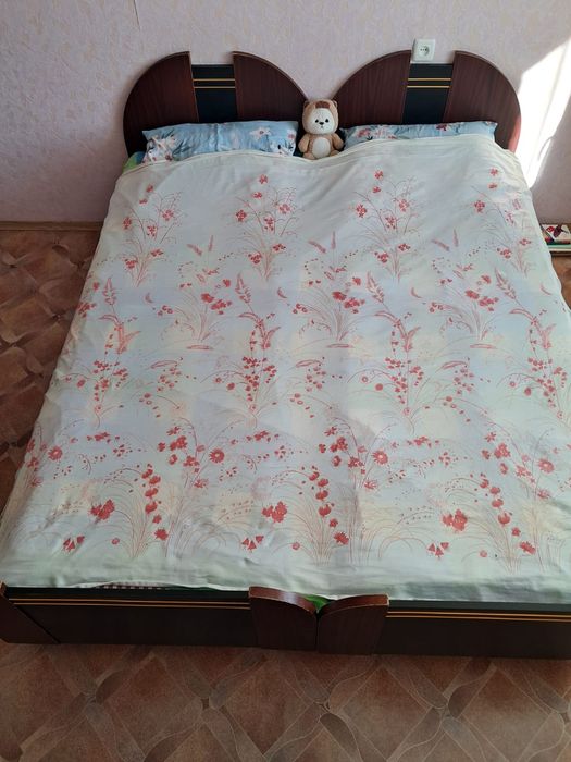 Кровати 2шт продаю