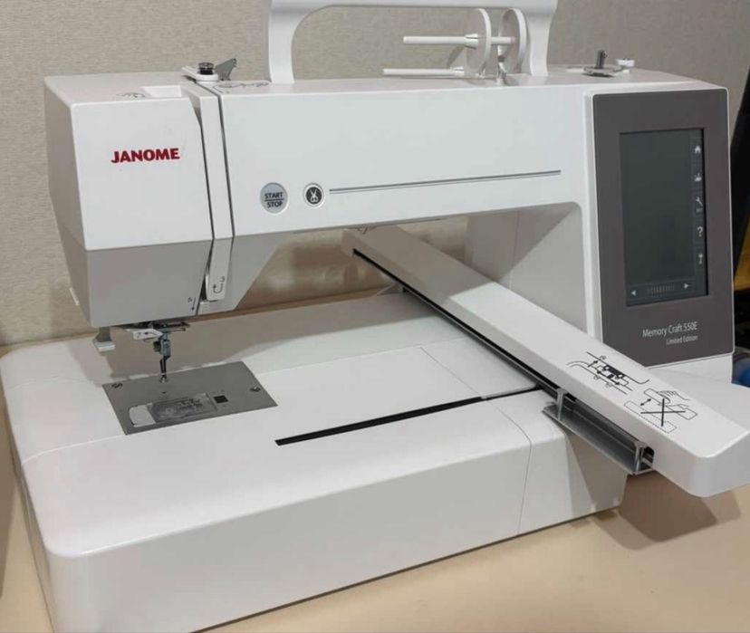 Вышивальная машина JANOME 550e