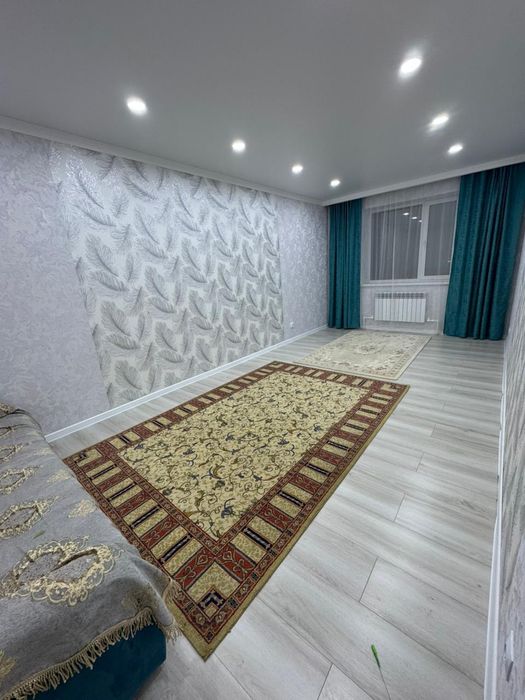 Сдам 2 х ком квартиру