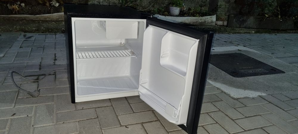 Frigider minibar Heinner