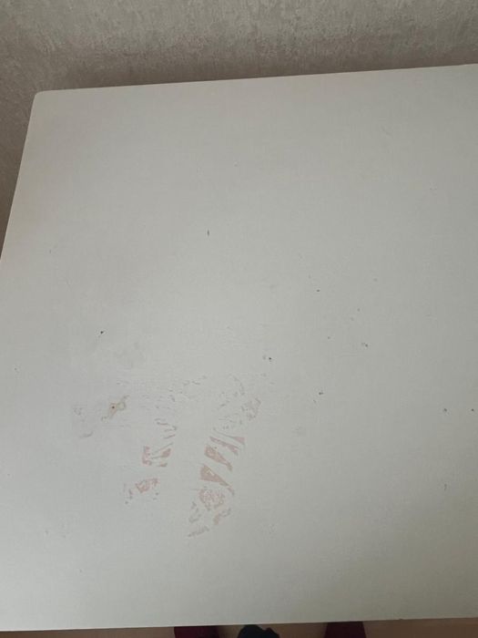 Кухонный стол и 3 стула