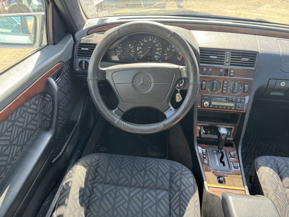 Mercedes W202 C250d 113hp 4G-TRONIK 1994г На Части