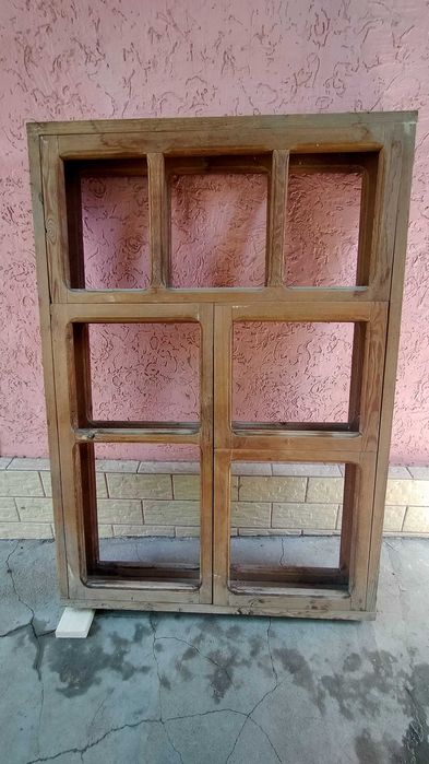 Рамы пластиковые и деревянные