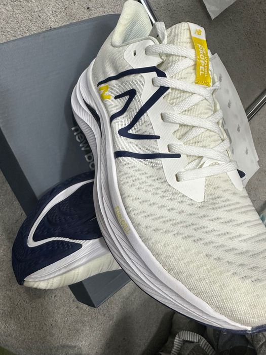 New balance fuelcell