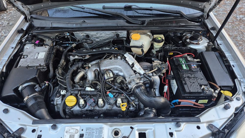 Опел сигнум 2004г 3.0дизел 177коня