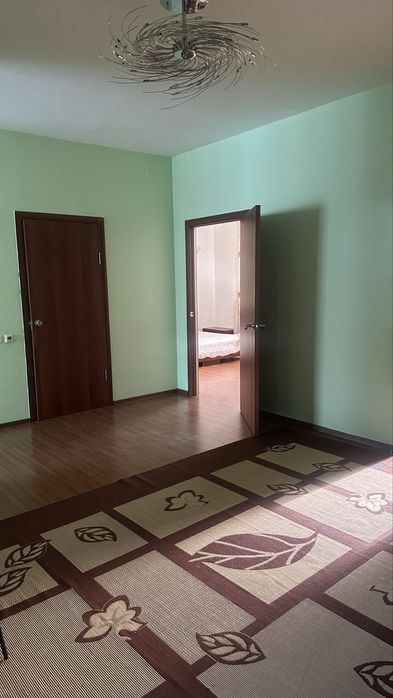 Продается 3 комн квартира на левом берегу