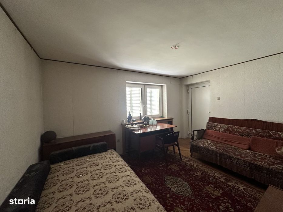 Agentia imobiliara VIGAFON vinde casa 5 camere Pietrosani