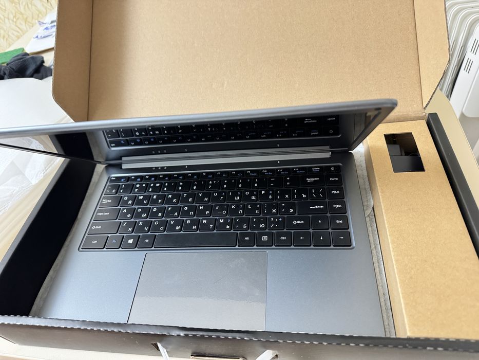 Жаңа ноутбук сатылдаы