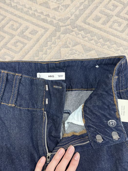 Продам новые джинсы Манго