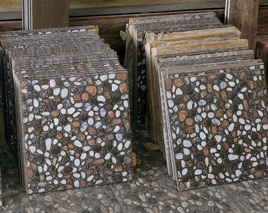 Сирдаре шахри.  Кафель Эрон махсулоти. Янги.