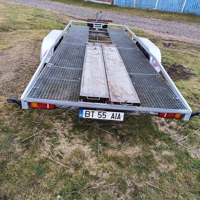 Vând platforma an 2023