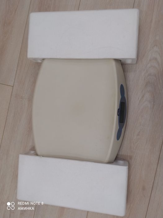 Детские весы Chicco