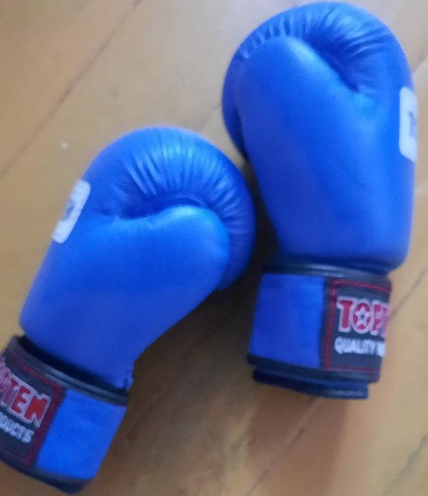 перчатка  для бокса