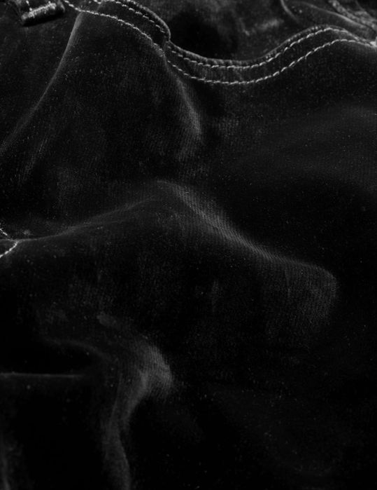 Флокированные джинсы-цилиндр